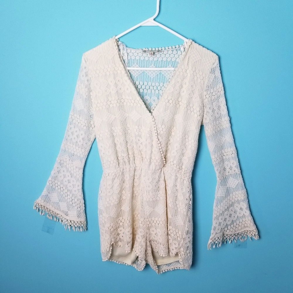 NWT Iris White Lace Bell Sleeve Romper